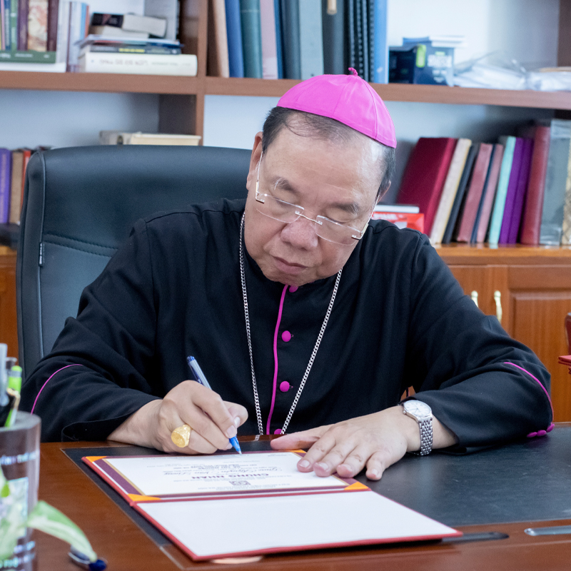 Đức Tổng Giám mục Giuse Vũ Văn Thiên